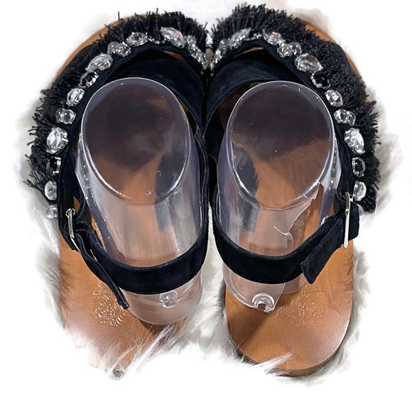 NWOT Vince Camuto Ampella Fringed Sandals - Picture 3 of 6